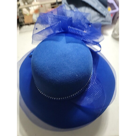 Vintage Kakyco Classic Handcrafted Blue Floral Rhinestone Wool Hat. Size 7½\